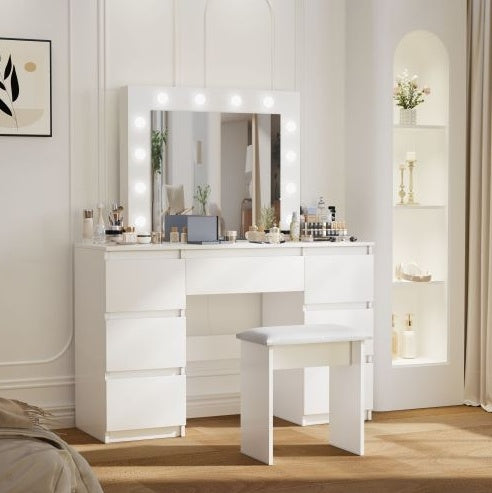 White Vanity Tables With Hollywood Mirror